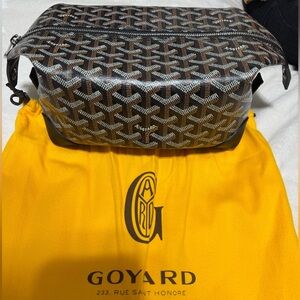 Boeing 25 Goyard Toiletry bag